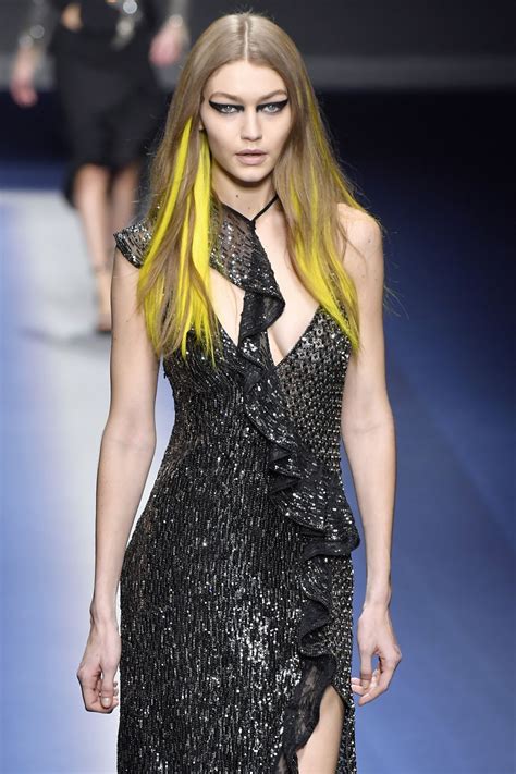 gigi hadid runway versace.